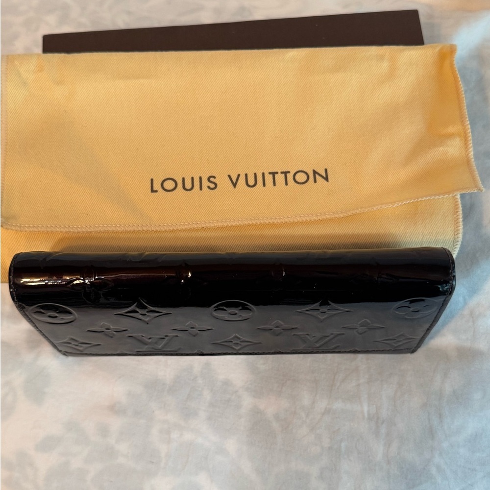 LV Patent Leather Vernis Amarante Sarah Long Wallet with Box and Dust Bag - Picture 7 of 13